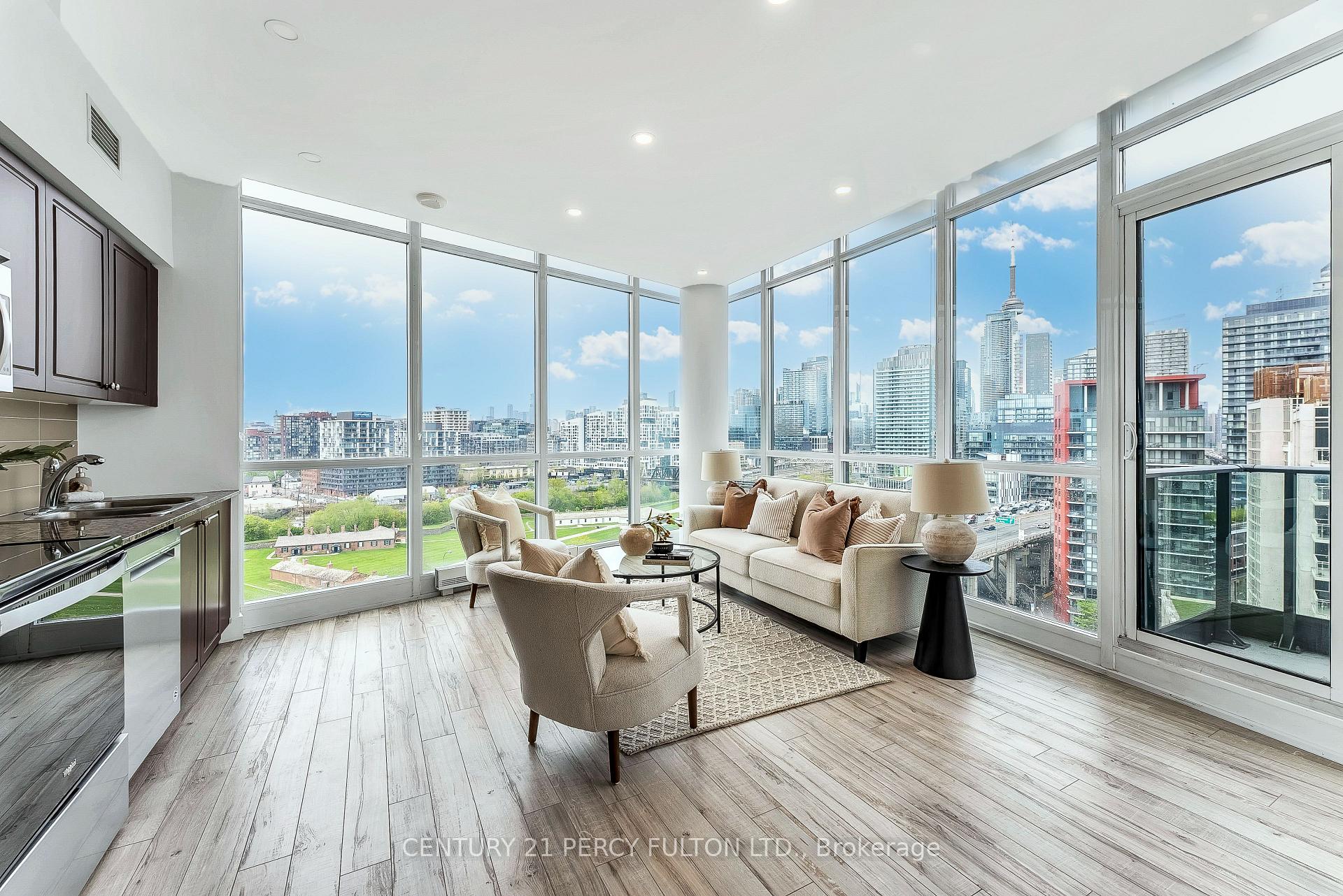 2 Bedrooms Condo at 209 Fort York, Toronto For sale