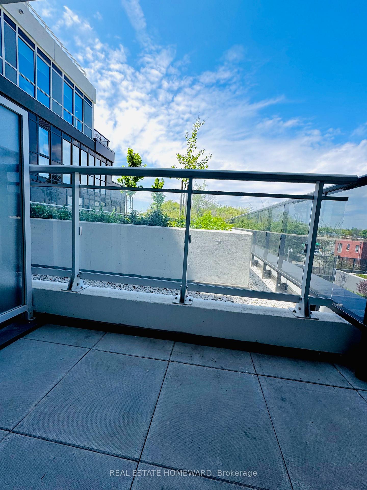 2 Bedrooms Condo at 286 Main, Toronto For sale