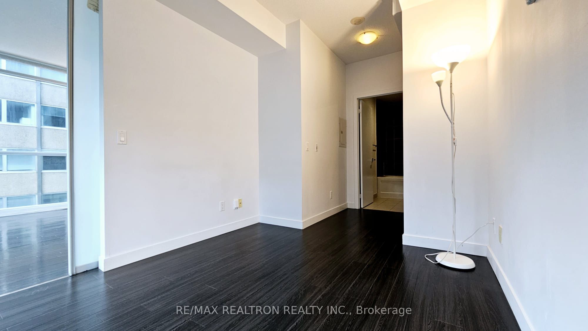 770 Bay Street, #712