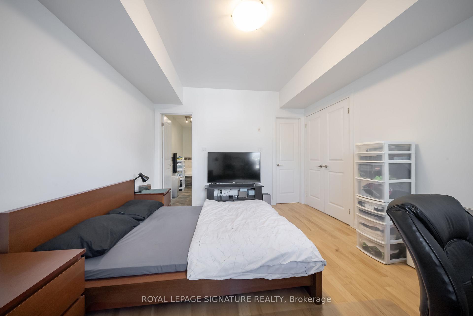 2 Bedrooms Condo at 473 Dupont, Toronto For sale