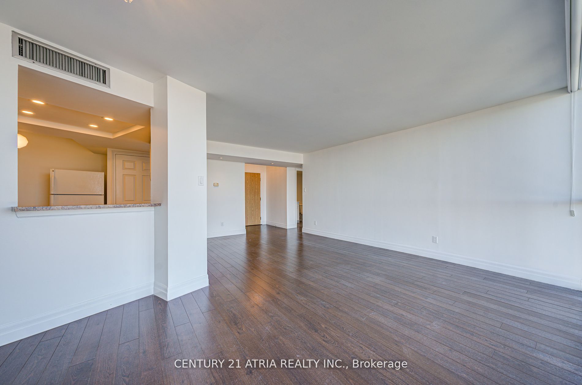 1360 Rathburn Road E, #1505