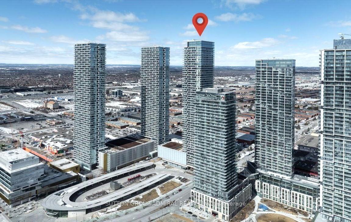 3 Bedrooms Condo at 950 Portage, Vaughan For sale