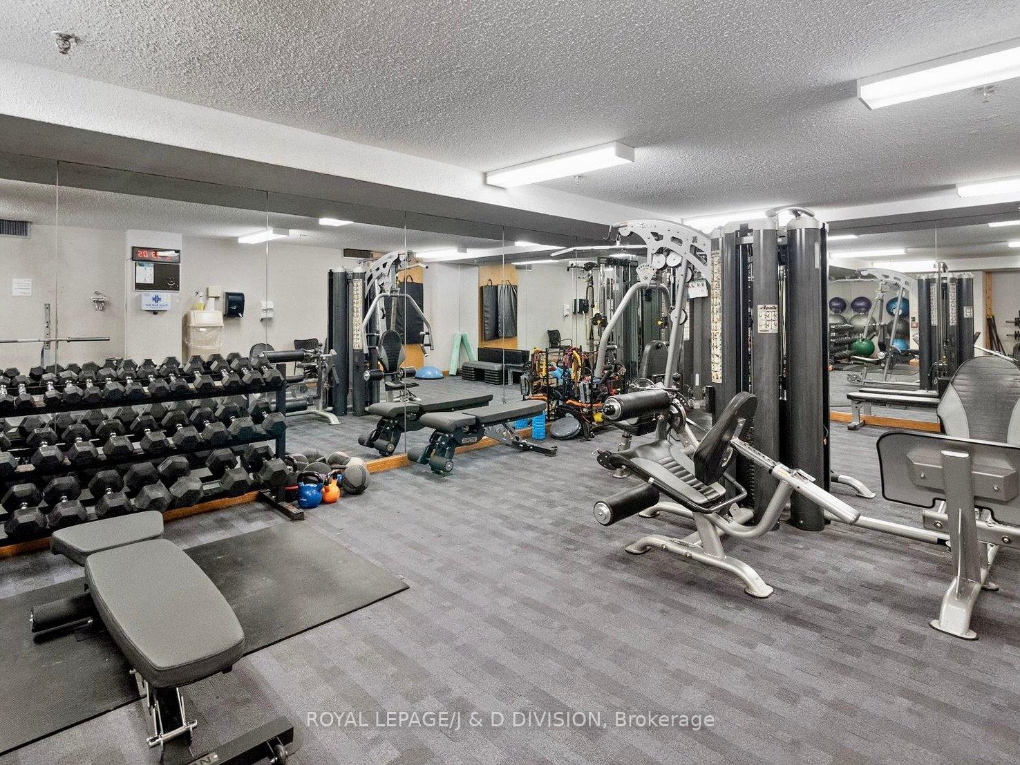 2 Bedrooms Condo at 80 Front,  Toronto For sale