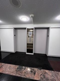 2 Bedrooms Condo at 100 Arbors, Vaughan For sale