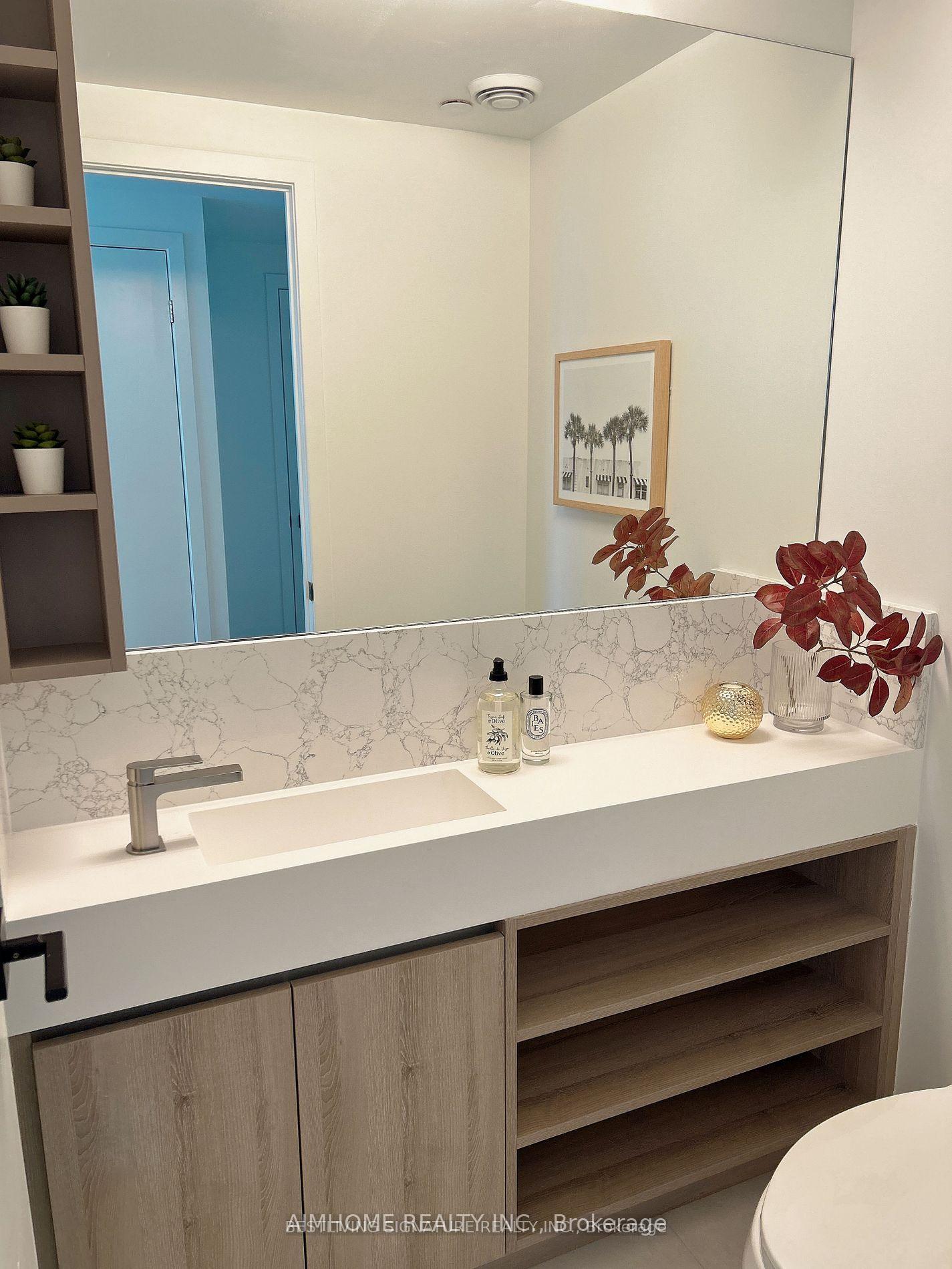 2 Bedrooms Condo at 319 Jarvis, Toronto For sale