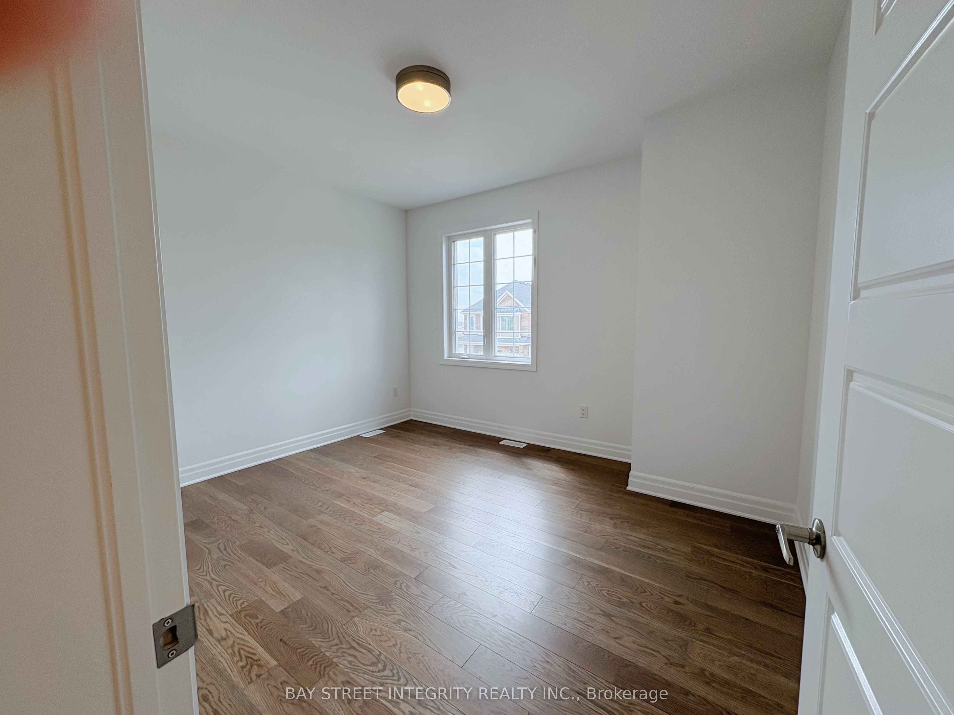 6 Spring Oak Crescent S