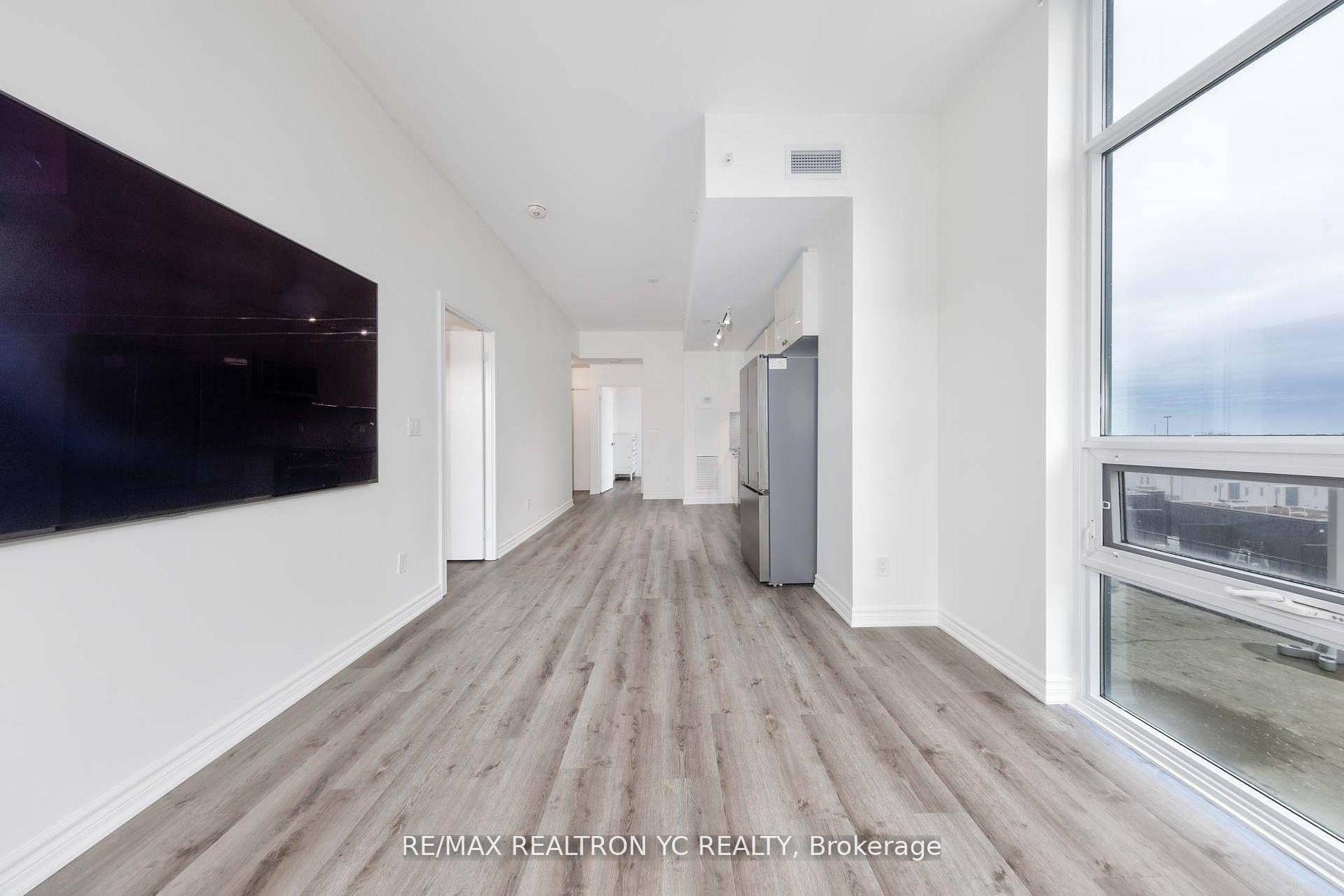 2 Bedrooms Condo at 621 Sheppard, Toronto For sale