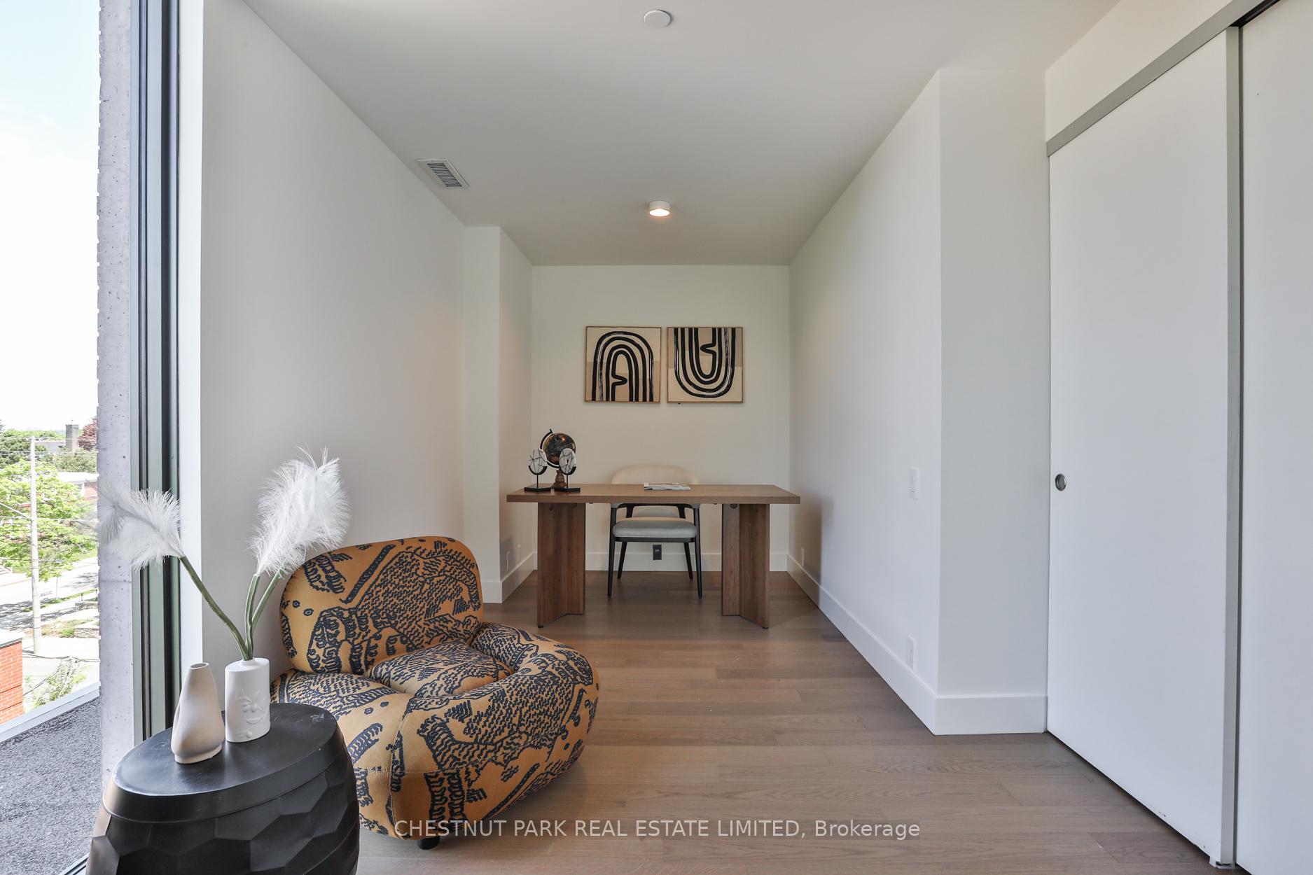 3 Bedrooms Condo at 1414 Bayview, Toronto For sale