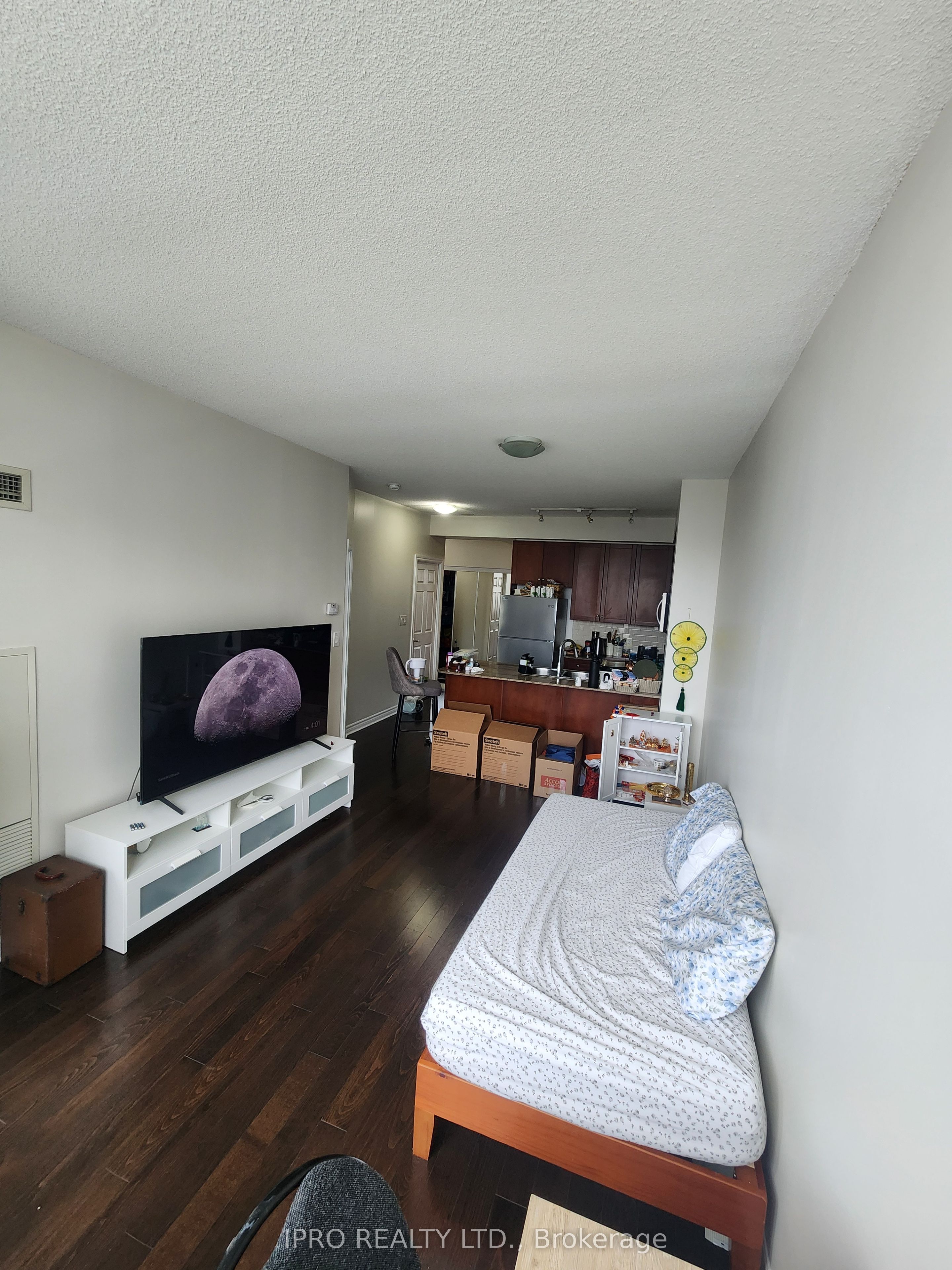 3504 Hurontario Street, #1001