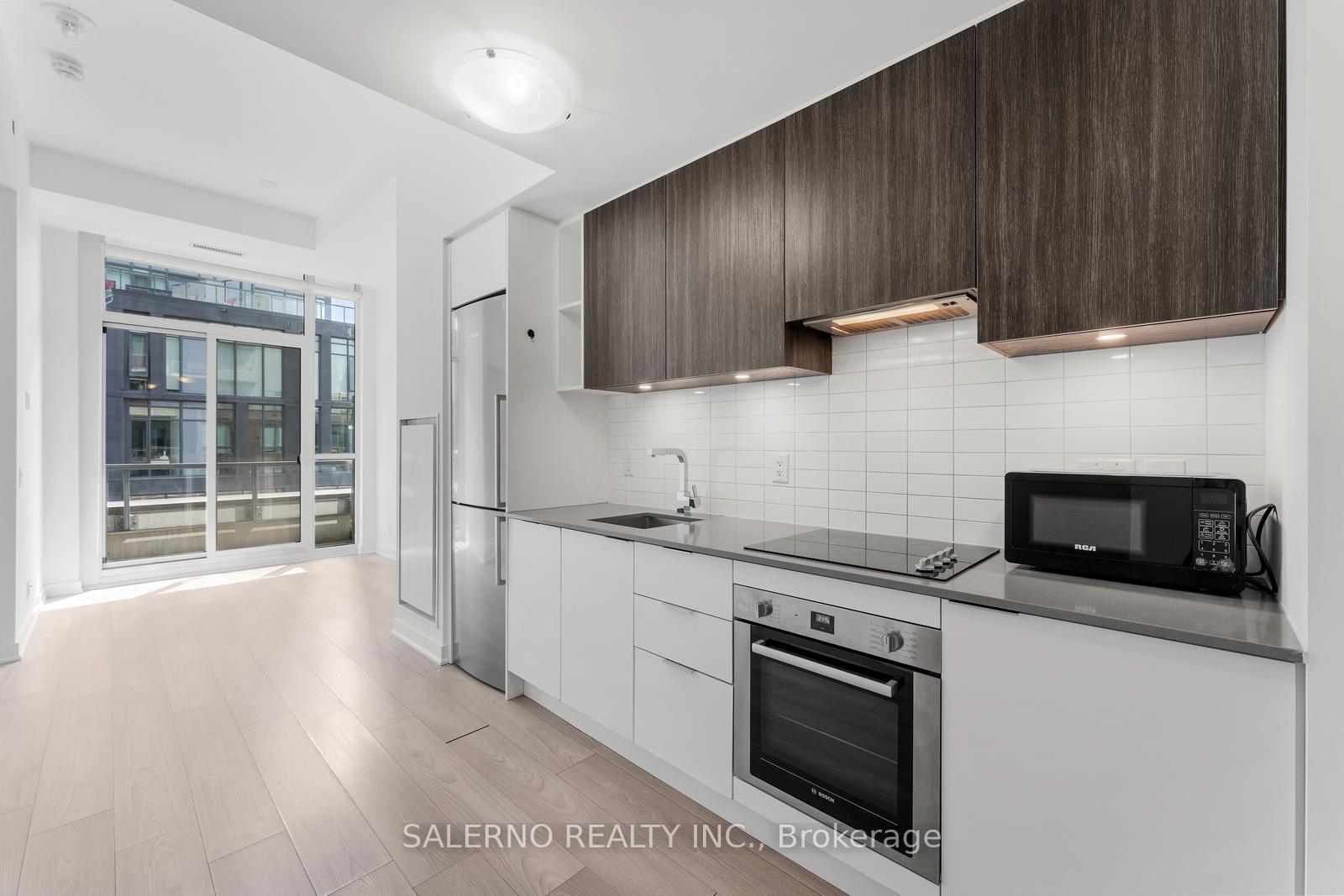 2 Bedrooms Condo at 120 Parliament, Toronto For sale