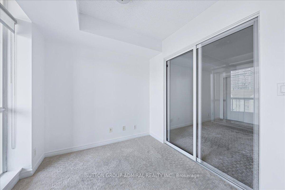 2 Bedrooms Condo at 745 New Westminster, Vaughan For sale