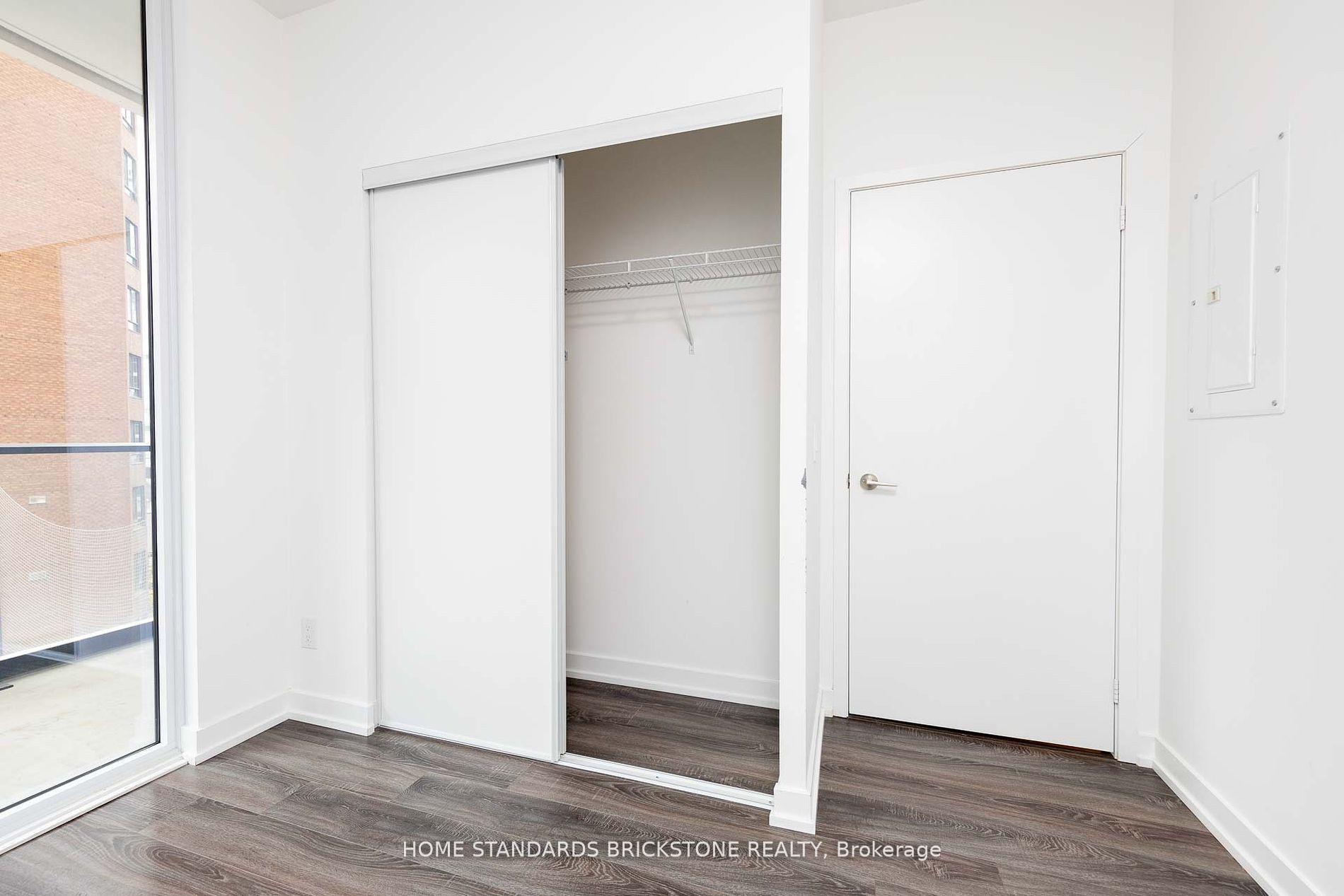 3 Bedrooms Condo at 20 Edward, Toronto For sale