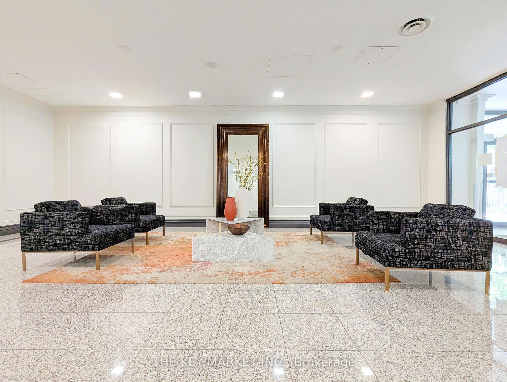 4 Bedrooms Condo at 7 Bishop, Toronto For sale