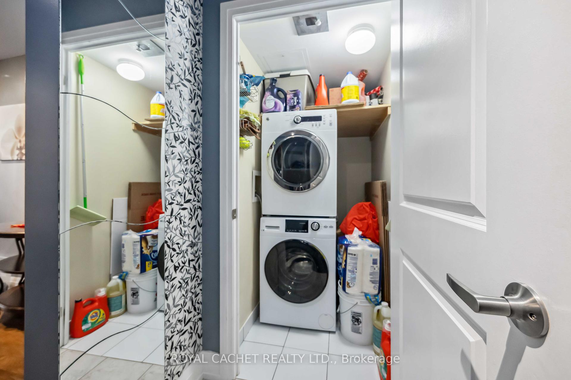 1 Bedroom Condo at 1070 Sheppard,  Toronto For sale