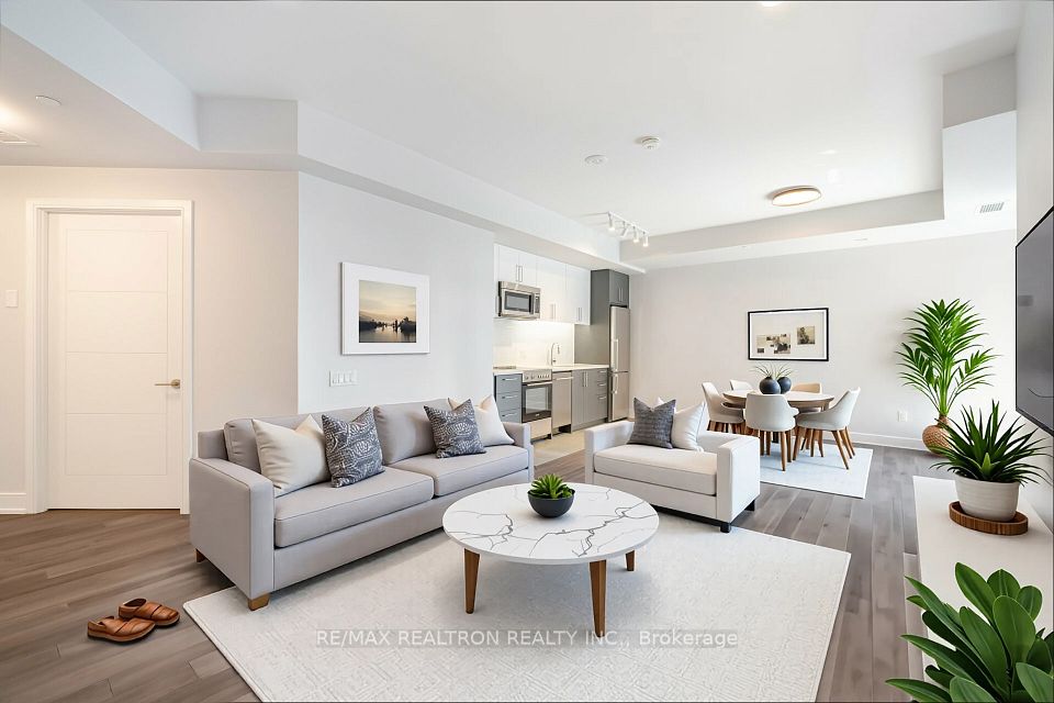 2525 Bathurst