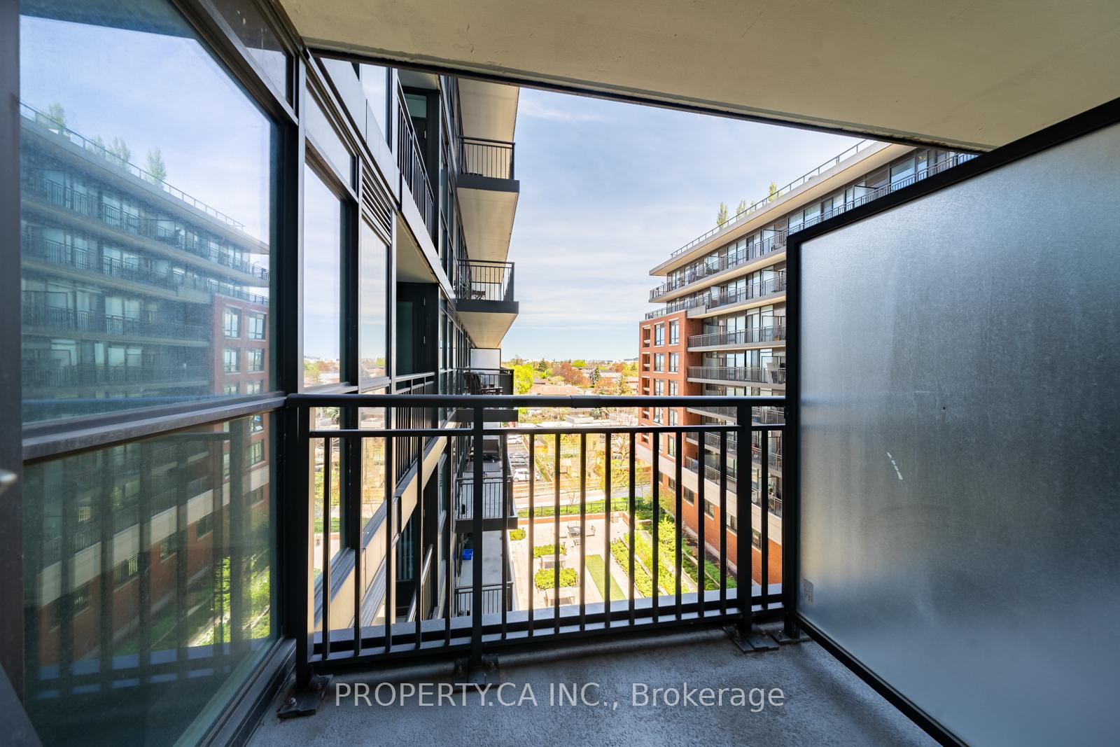 1 Bedroom Condo at 3091 Dufferin,  Toronto For sale