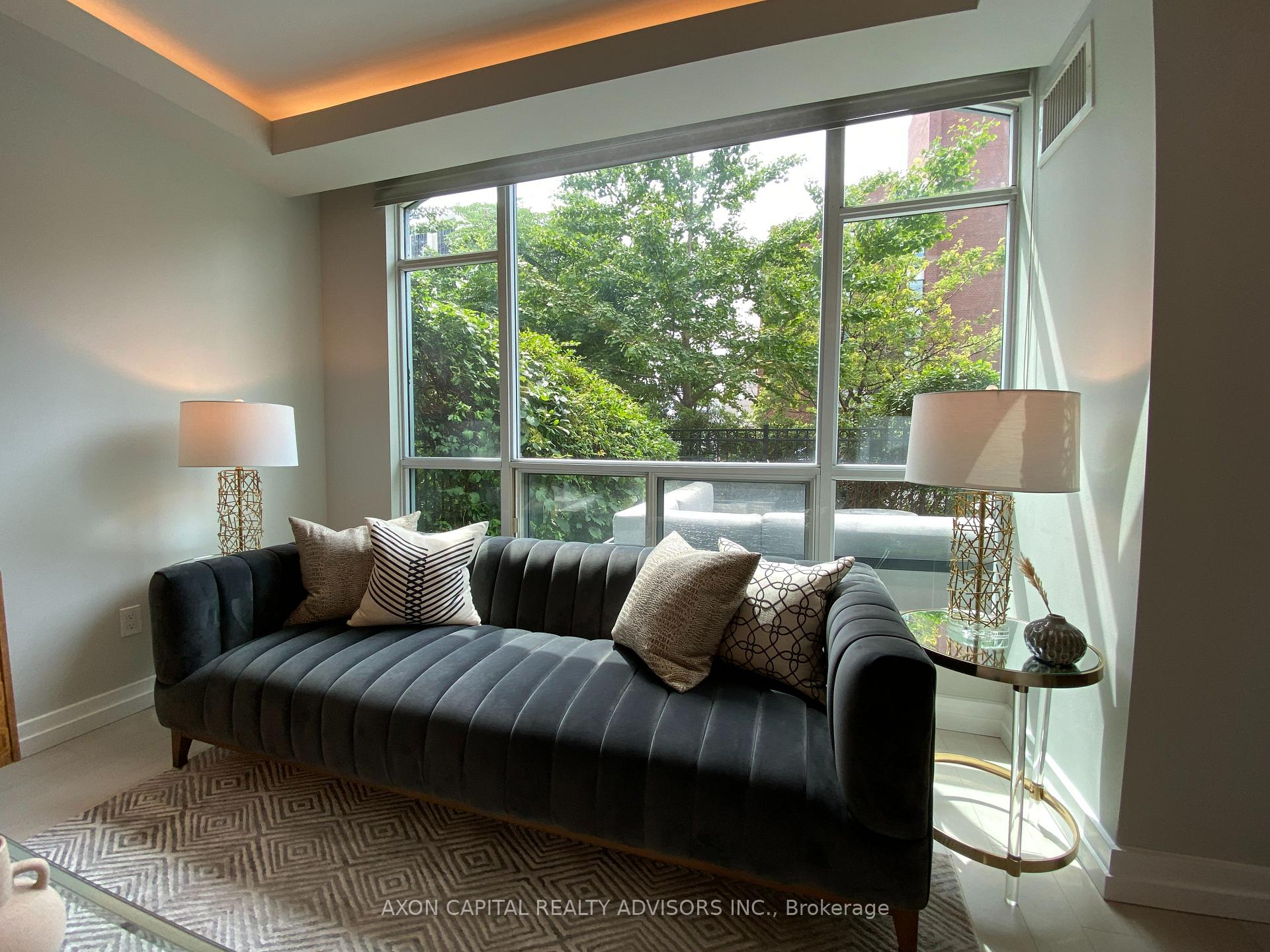 3 Bedrooms Condo at 59 Mcmurrich, Toronto For sale