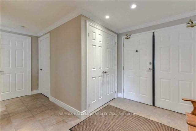 3 Bedrooms Condo at 121 Woodbridge, Vaughan For sale