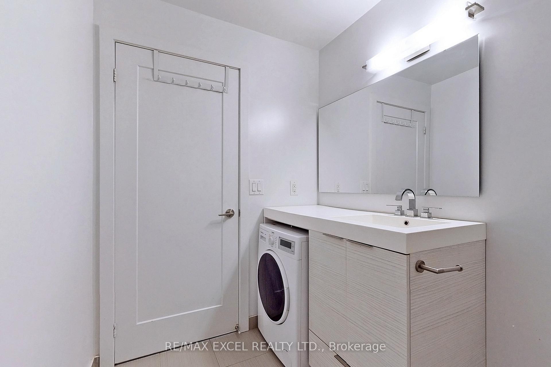 Condo at 318 Richmond, Toronto For sale