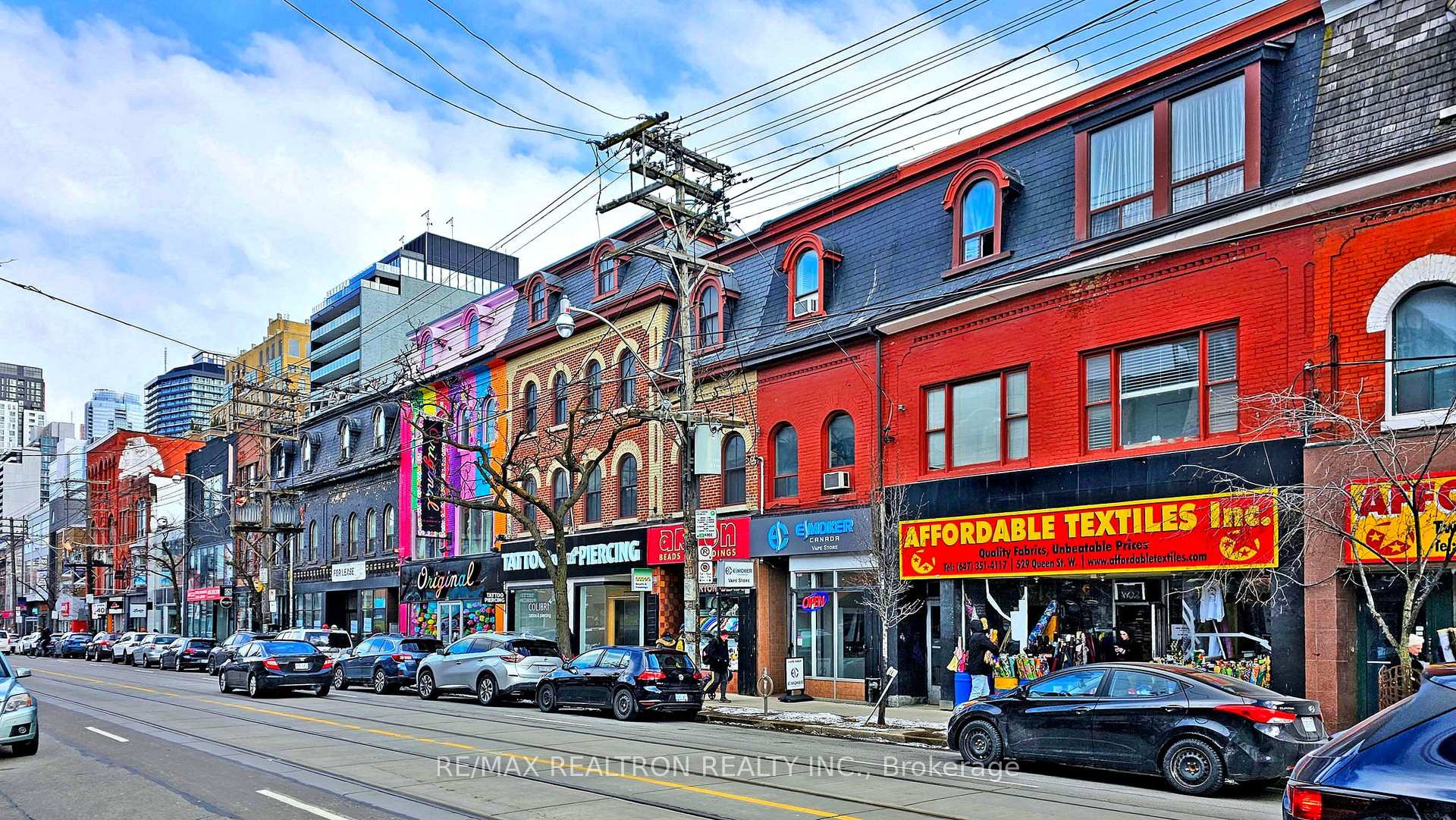 1 Bedroom Condo at 2 Augusta, Toronto For sale