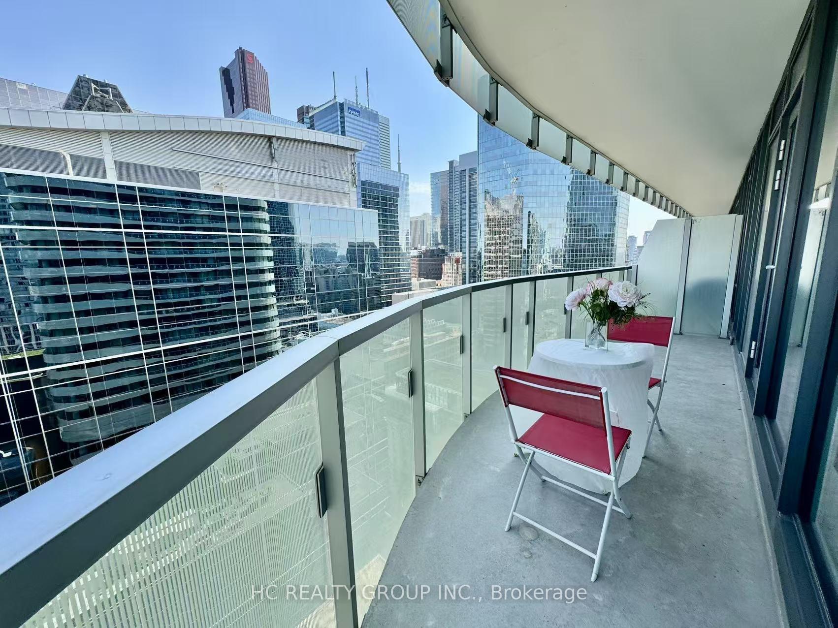 2 Bedrooms Condo at 197 Yonge, Toronto For sale
