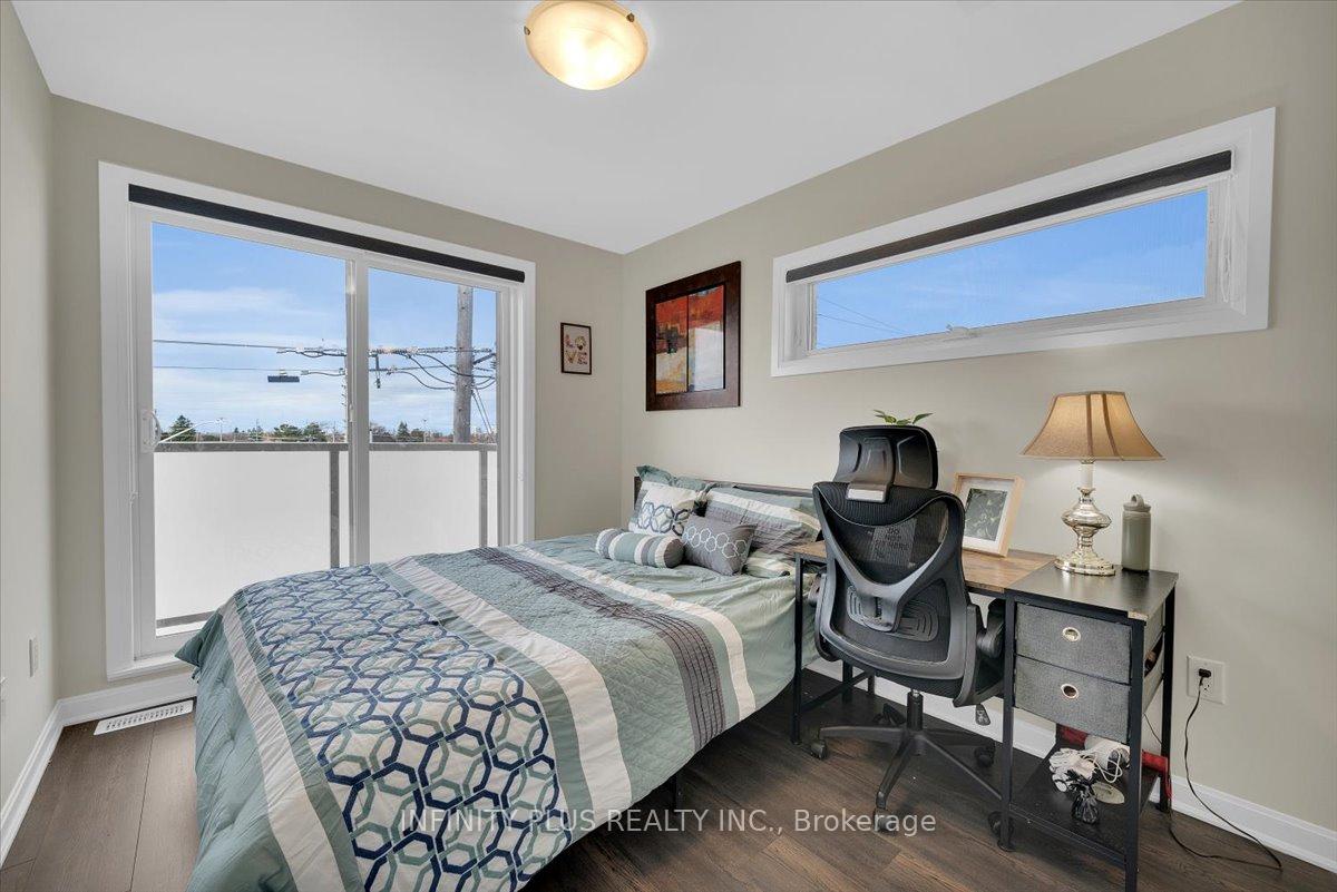 3 Bedrooms Condo at 1085 Danforth, Toronto For sale
