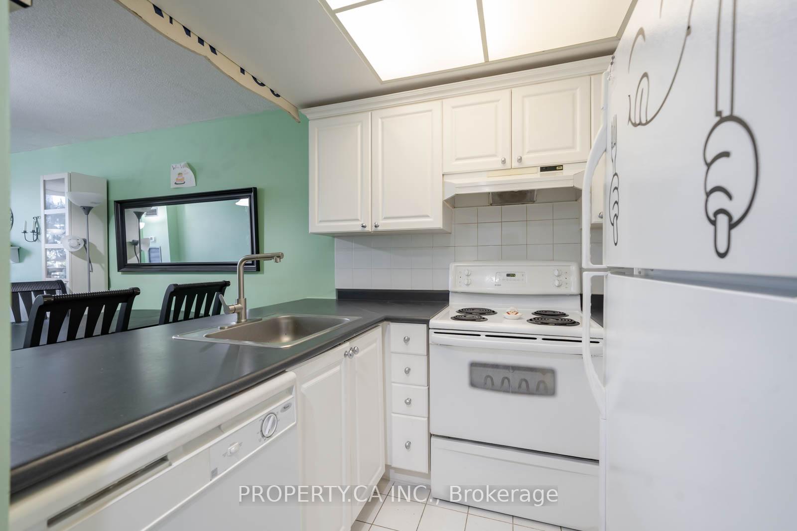 1 Bedroom Condo at 7 Bishop, Toronto For sale