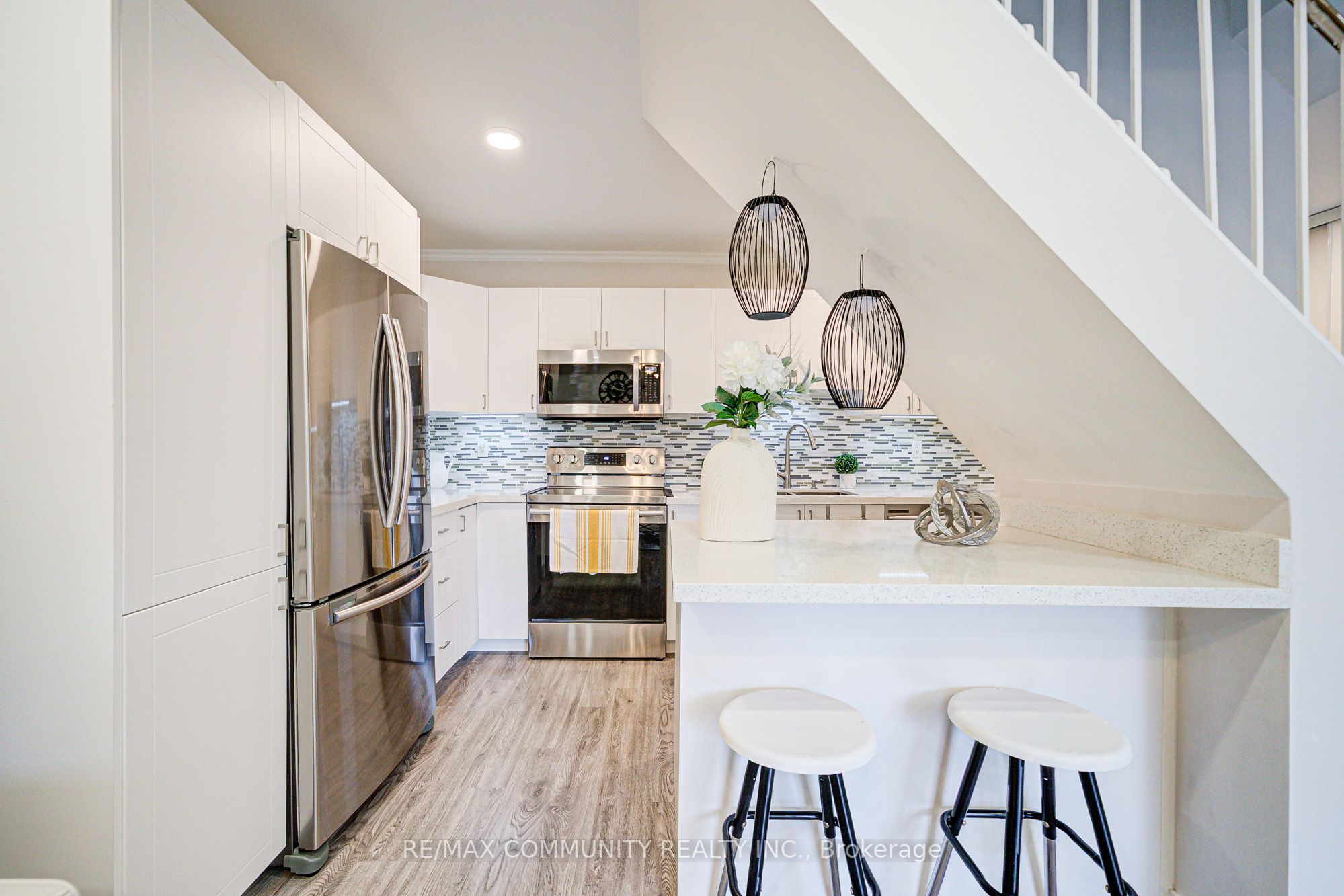 100 Mornelle Court, #1078