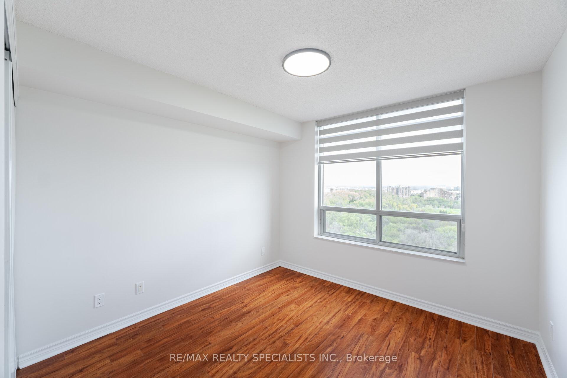 3 Bedrooms Condo at 700 Humberwood, Toronto For sale
