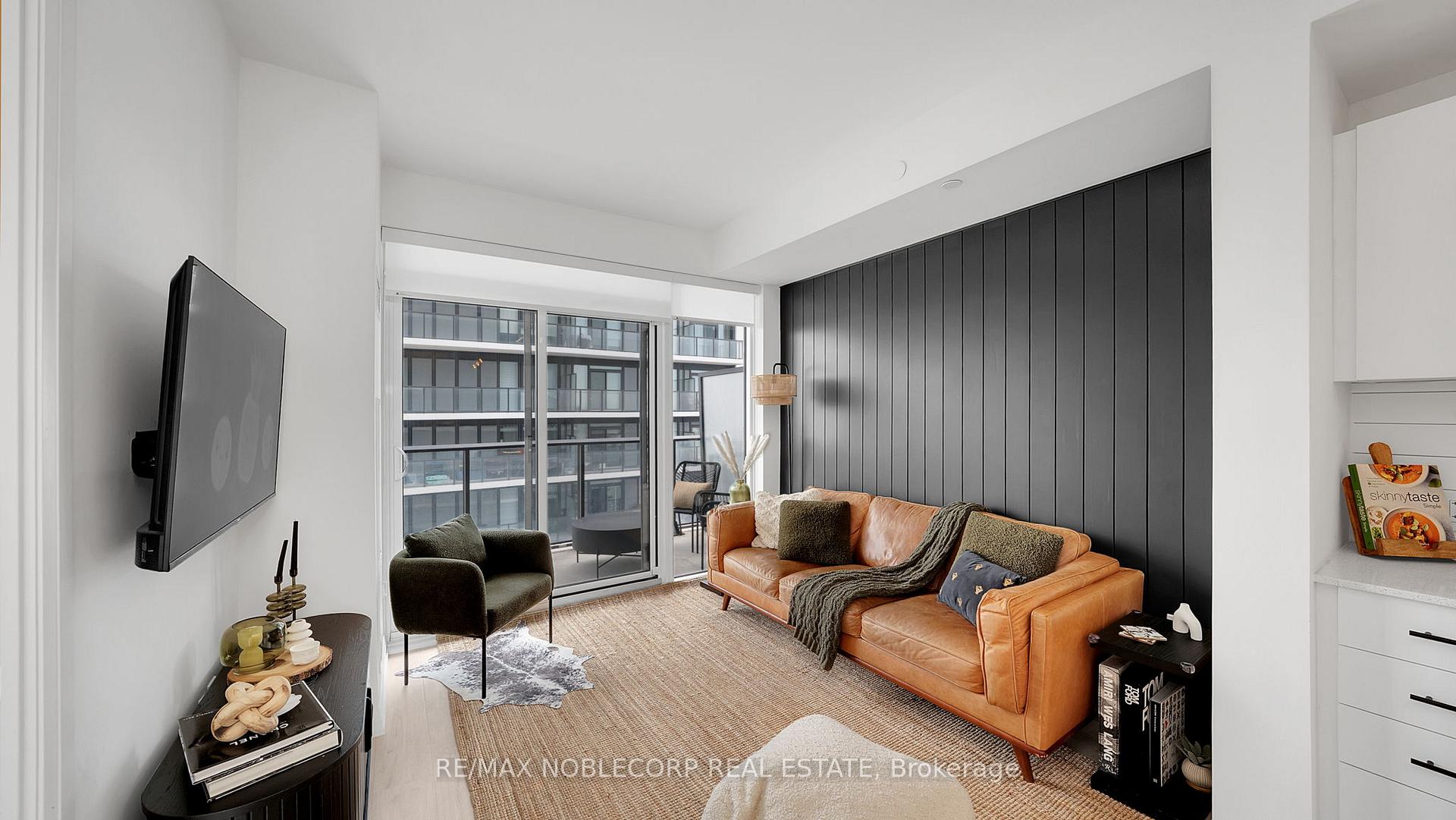 2 Bedrooms Condo at 9000 Jane, Vaughan For sale