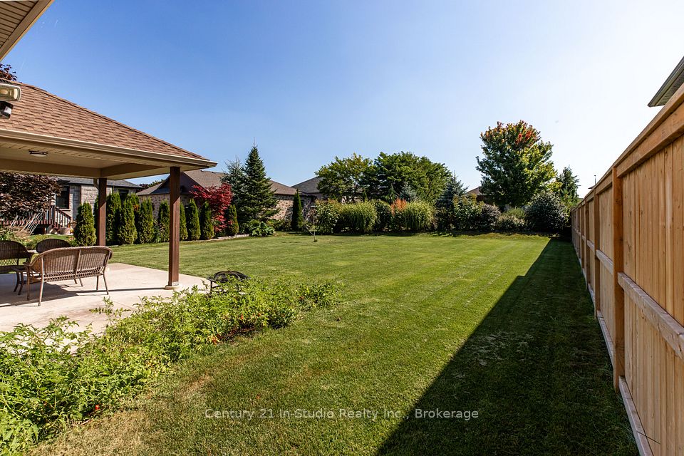 439 Ridge Street, Saugeen Shores, ON N0H 2C1