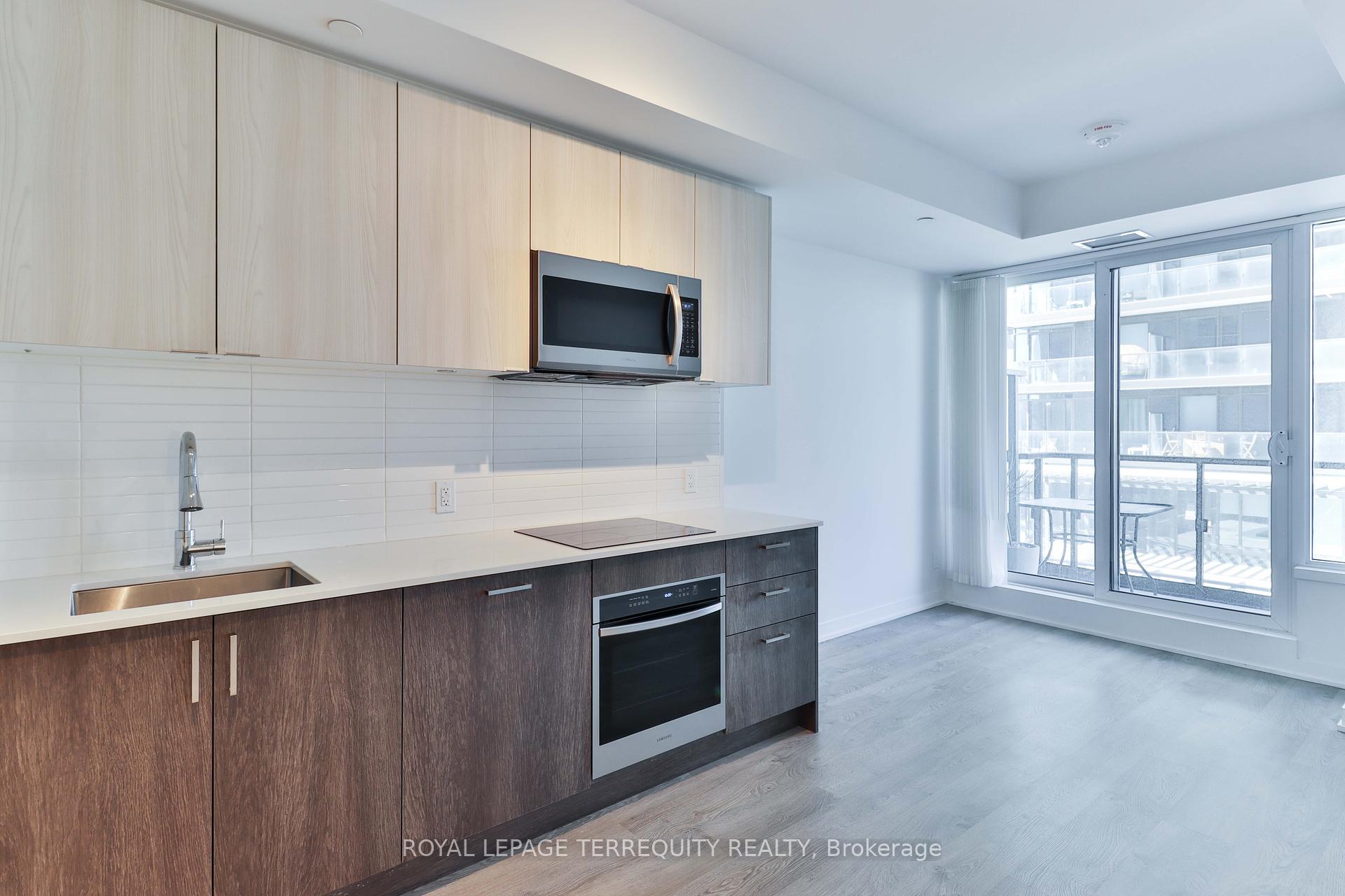 1 Bedroom Condo at 1926 Lake Shore, Toronto For sale
