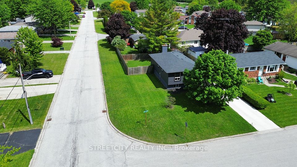 1578 Councillors Street, St. Clair, ON N0N 1H0