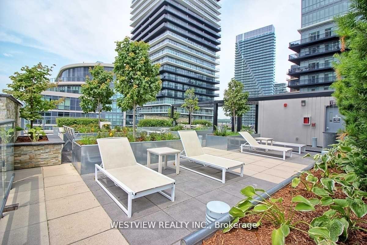 2 Bedrooms Condo at 59 Annie Craig,  Toronto For sale