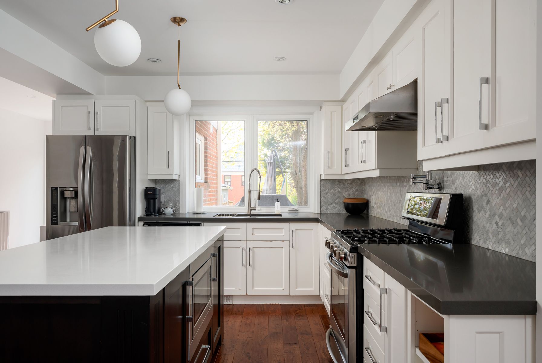 356 Lauder Avenue