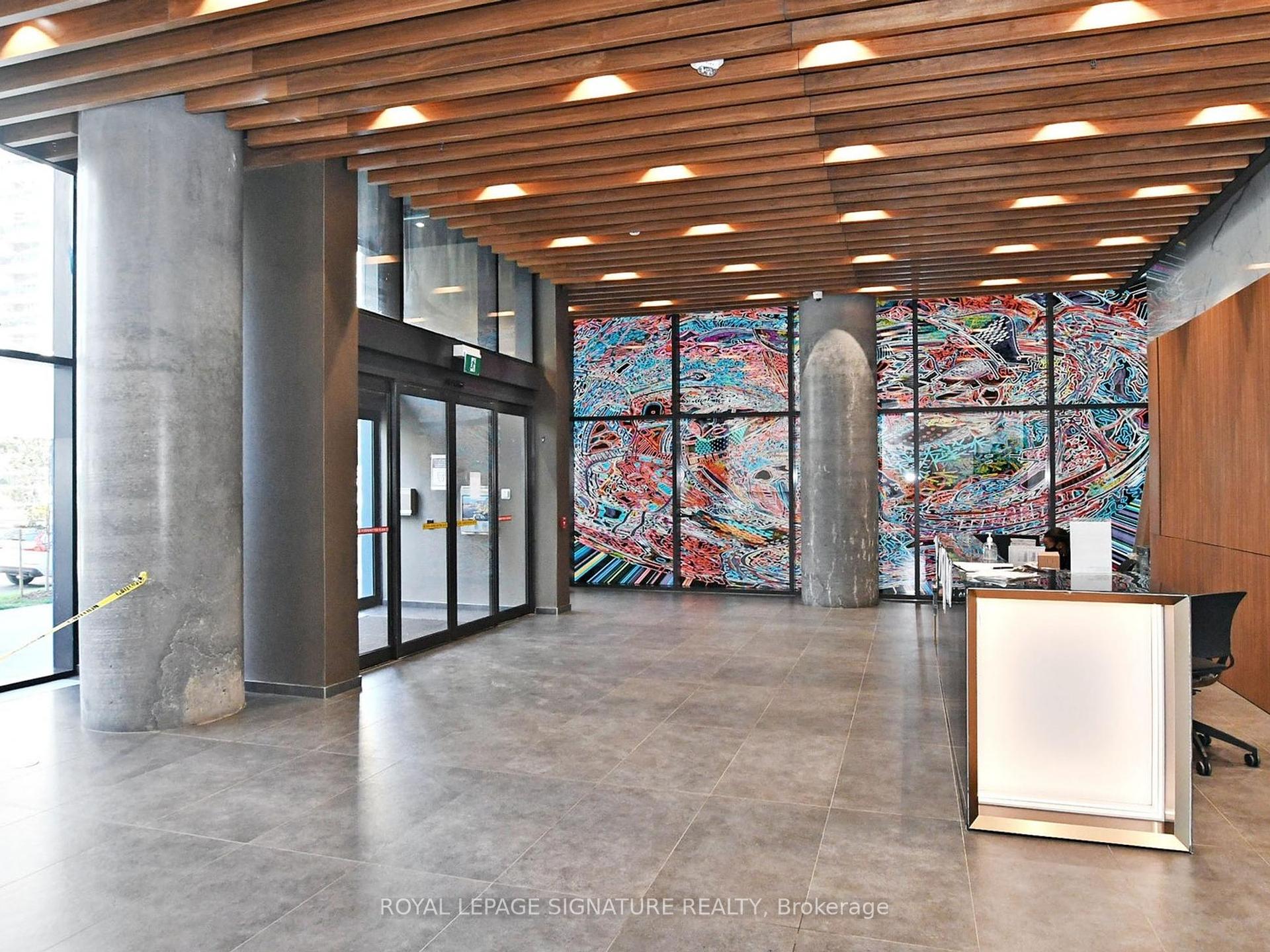 2 Bedrooms Condo at 161 Roehampton, Toronto For sale