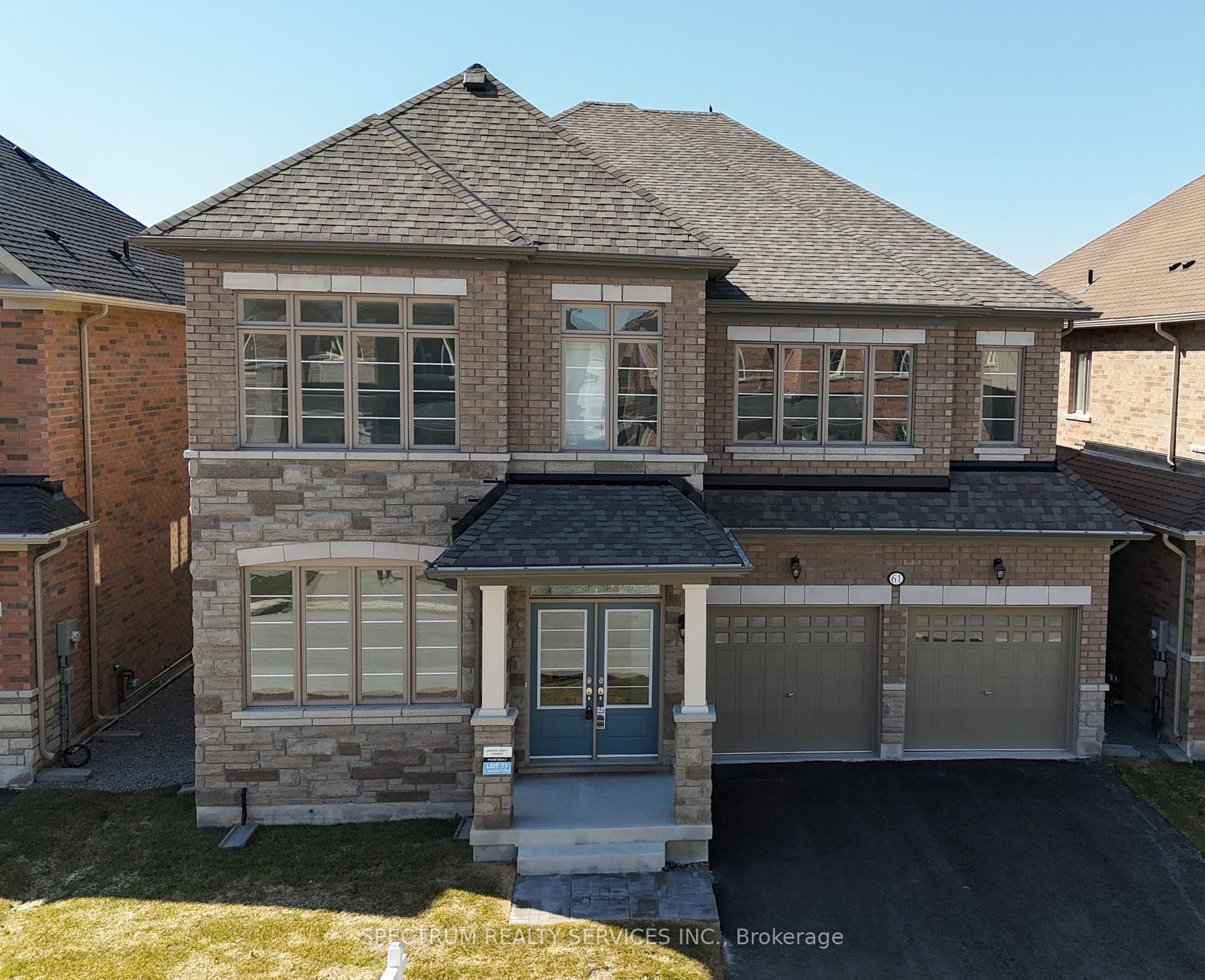61 Bud Leggett Crescent, Georgina, ON L4P 0T1