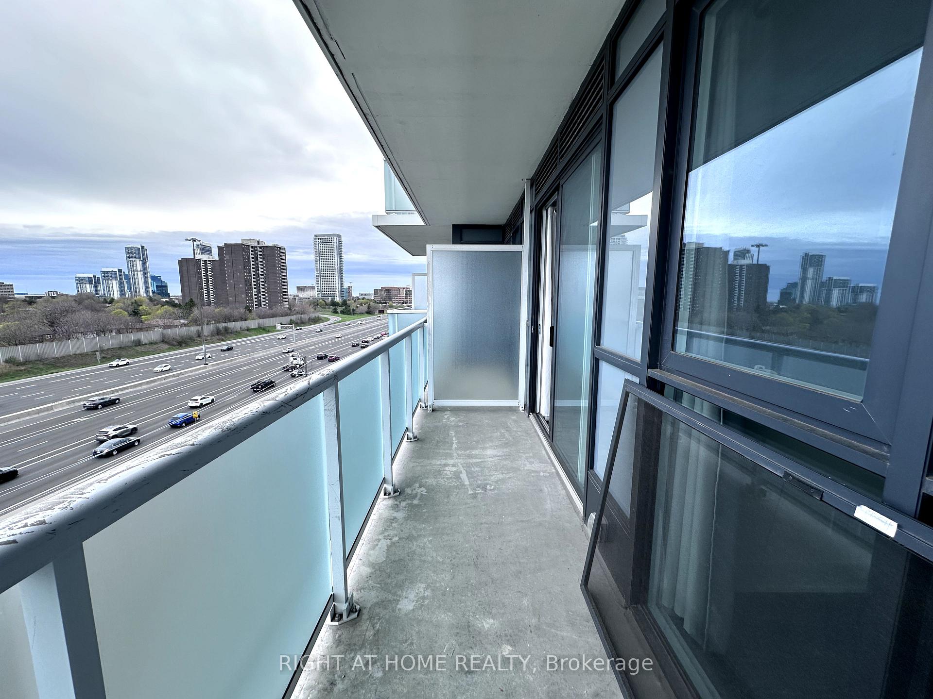 2 Bedrooms Condo at 188 Fairview Mall, Toronto For sale