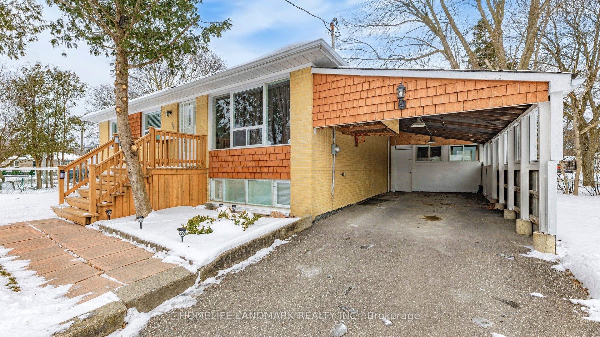 424 Bonita Crescent