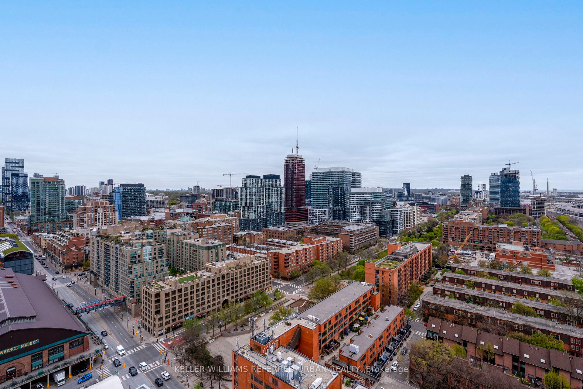 2 Bedrooms Condo at 1 Market, Toronto For sale