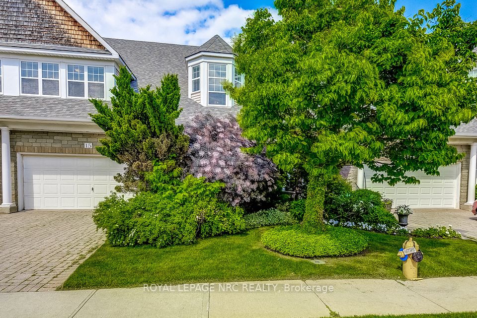 15 SHAWS Lane