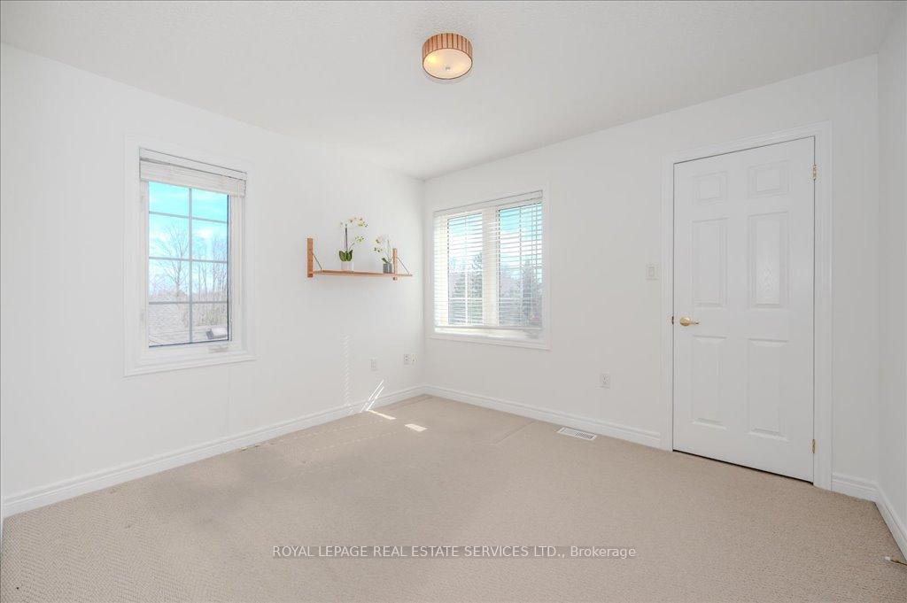 3 Bedrooms Condo at 1267 Dorval, Oakville For sale