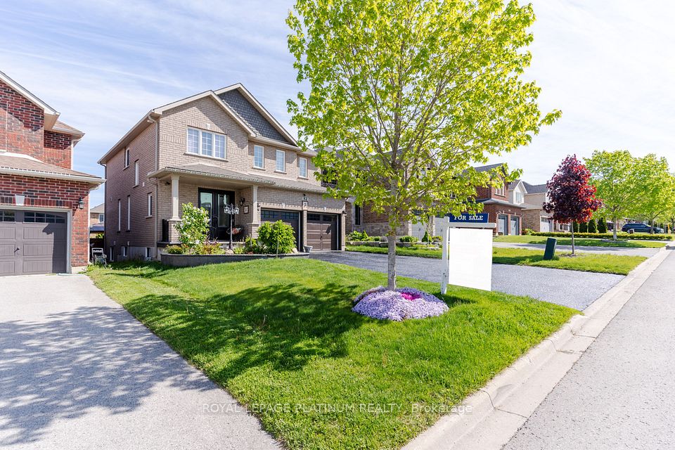 52 Jewel House Lane, Barrie, ON L4N 8J7