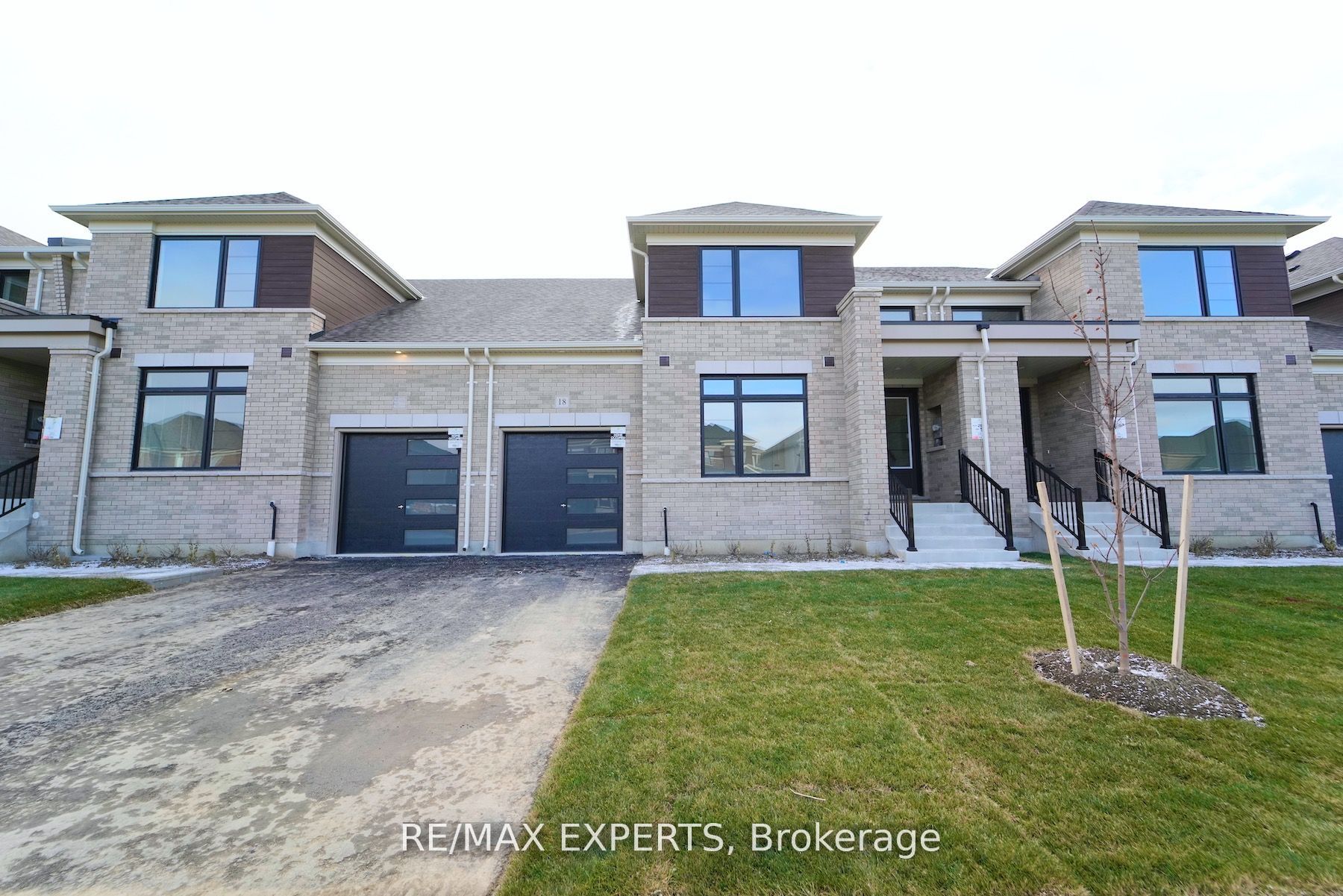 18 Mayapple Street, Adjala-Tosorontio, ON L0G 1W0