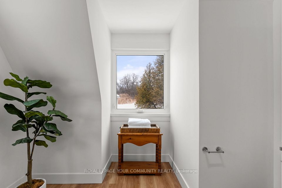 https://trreb-image.ampre.ca/3Xv1LCrGYPEgc0oLMWkg1PcZMKwPFAbn0vxMdaTdqwU/rs:fit:960:960/wm:.5:so:0:50:.4/wmsh:10/wmt:PHNwYW4gZm9yZWdyb3VuZD0nd2hpdGUnIGZvbnQ9JzY4Jz5ST1lBTCBMRVBBR0UgWU9VUiBDT01NVU5JVFkgUkVBTFRZLCBCcm9rZXJhZ2U8L3NwYW4-/L3RycmViL2xpc3RpbmdzLzQwLzk0LzkzLzU5L3AvYWQzMzI4YjMtYWNhMi00ODQyLWI2MTgtOTE0YmZhMDg5YzAwLmpwZw.jpg