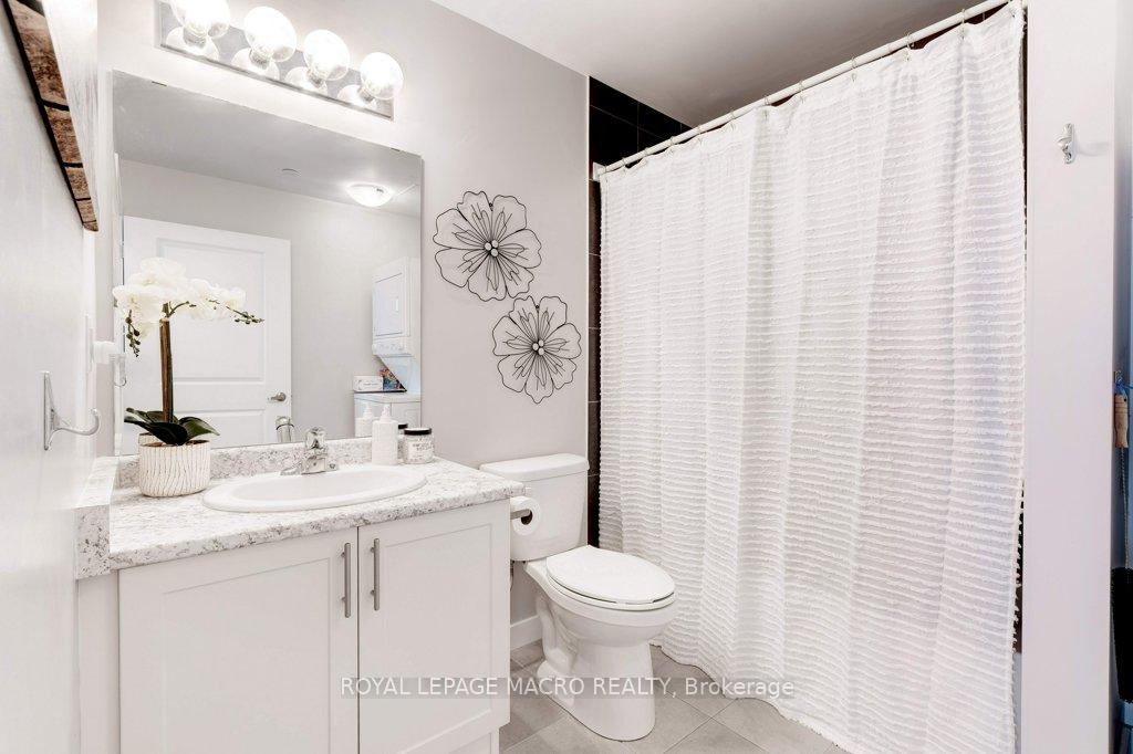 1 Bedroom Condo at 125 Shoreview,  Hamilton For sale