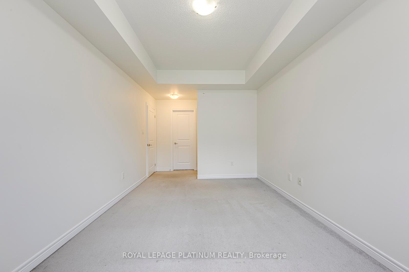 2 Bedrooms Condo at 2339 Sawgrass, Oakville For sale