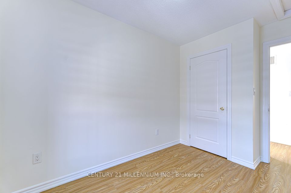 https://trreb-image.ampre.ca/3ZWh23DP1XRZaeN7NelnjF8BnF-pXLHg-hu1usDt1Es/rs:fit:960:960/wm:.5:so:0:50:.4/wmsh:10/wmt:PHNwYW4gZm9yZWdyb3VuZD0nd2hpdGUnIGZvbnQ9JzY4Jz5DRU5UVVJZIDIxIE1JTExFTk5JVU0gSU5DLiwgQnJva2VyYWdlPC9zcGFuPg/L3RycmViL2xpc3RpbmdzLzQwLzk0LzEzLzUyL3AvOWZiOGZiYjEtMmM1NS00NTdjLWJkMGYtM2NmODc0ODBjOTU1LmpwZw.jpg