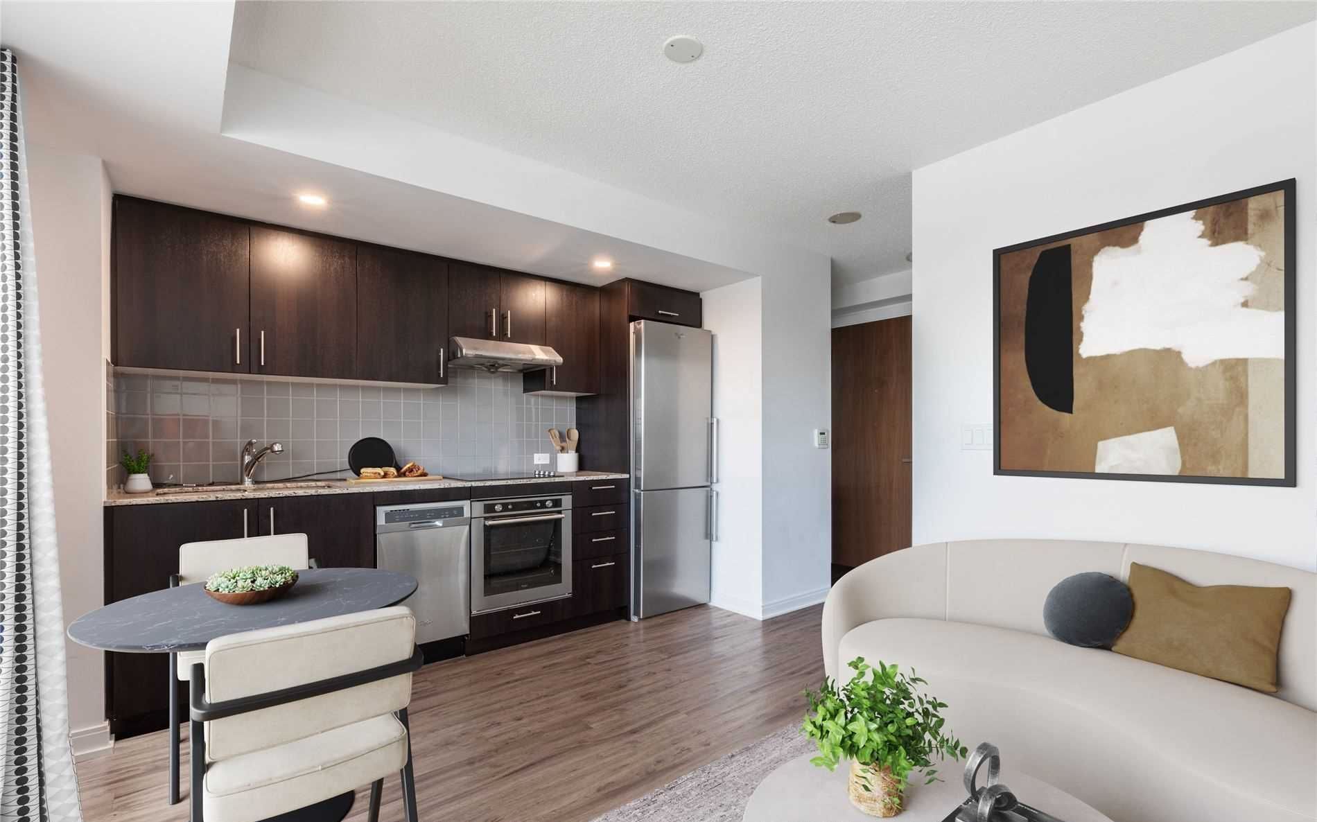 255 Village Green Square 1208