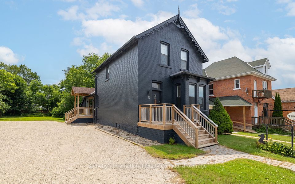 40 TORONTO